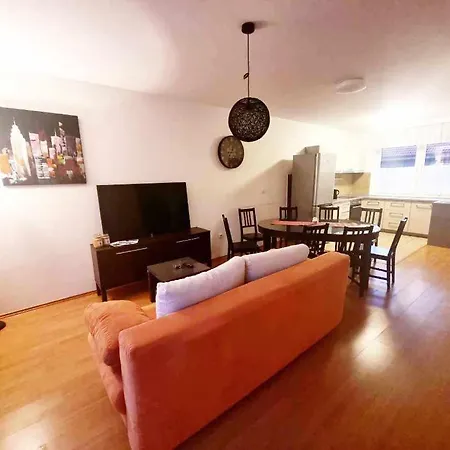 Holiday home U Dusku Frymburk